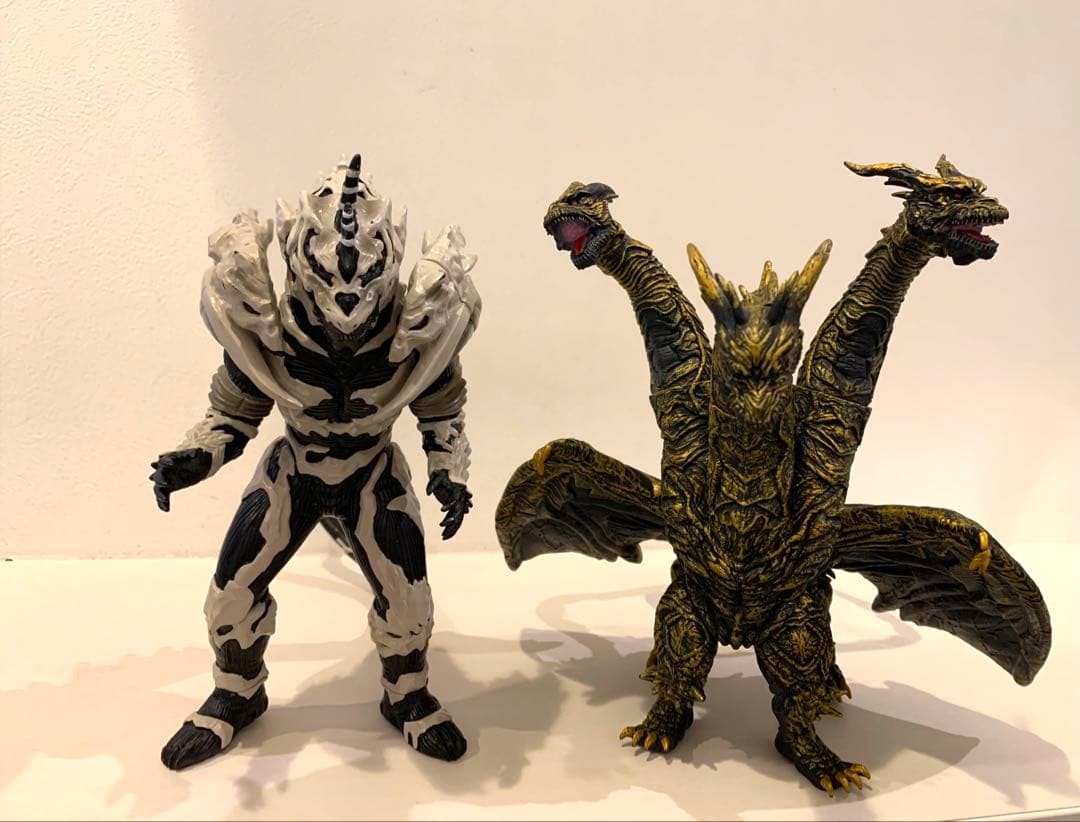 バンダイ旧ムービーモンスターシリーズ 2004モンスターX・カイザーギドラ現状品