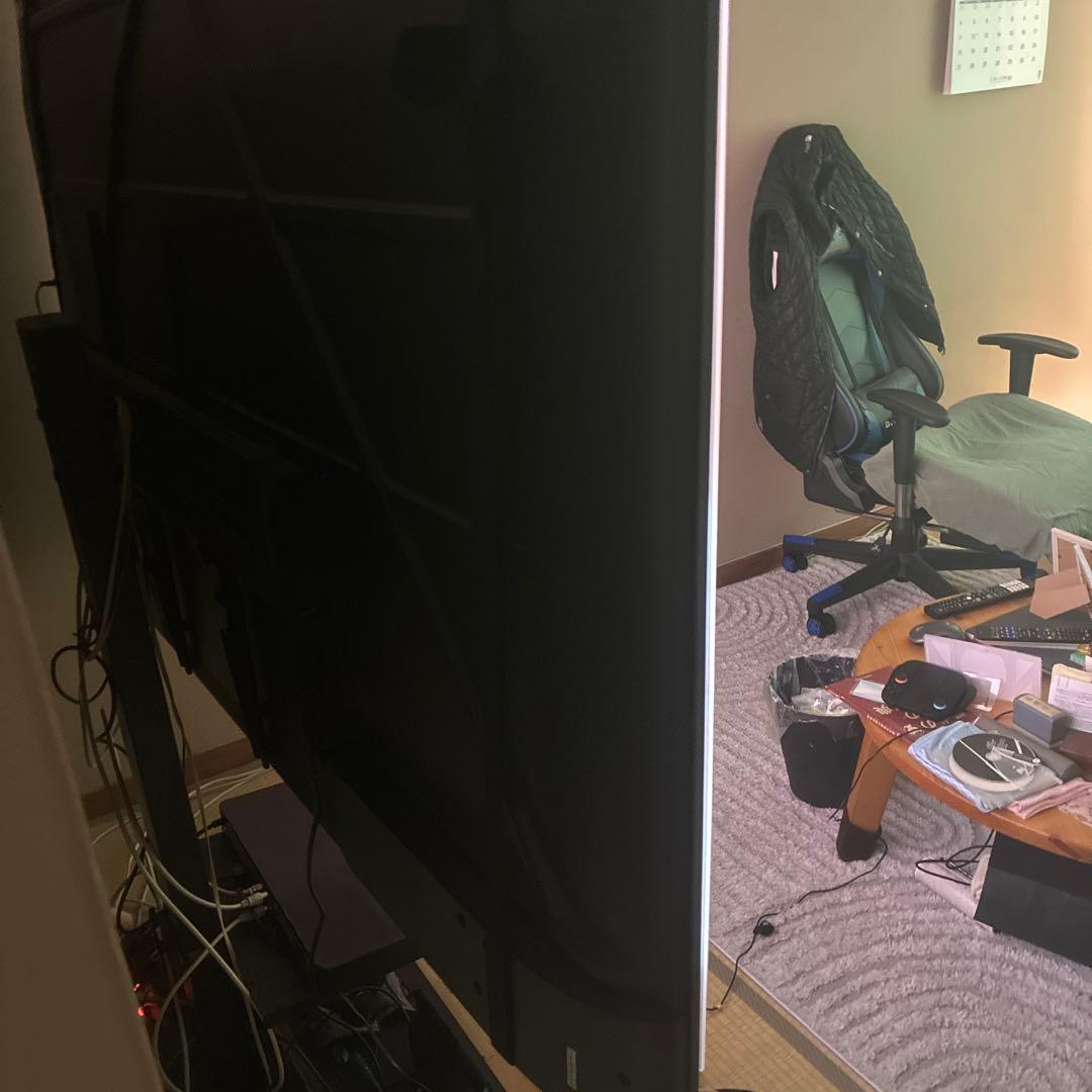 大画面 薄型液晶テレビ