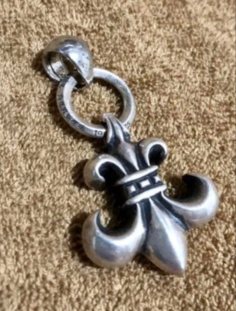 フレアチャーム　ペンダント　トップ