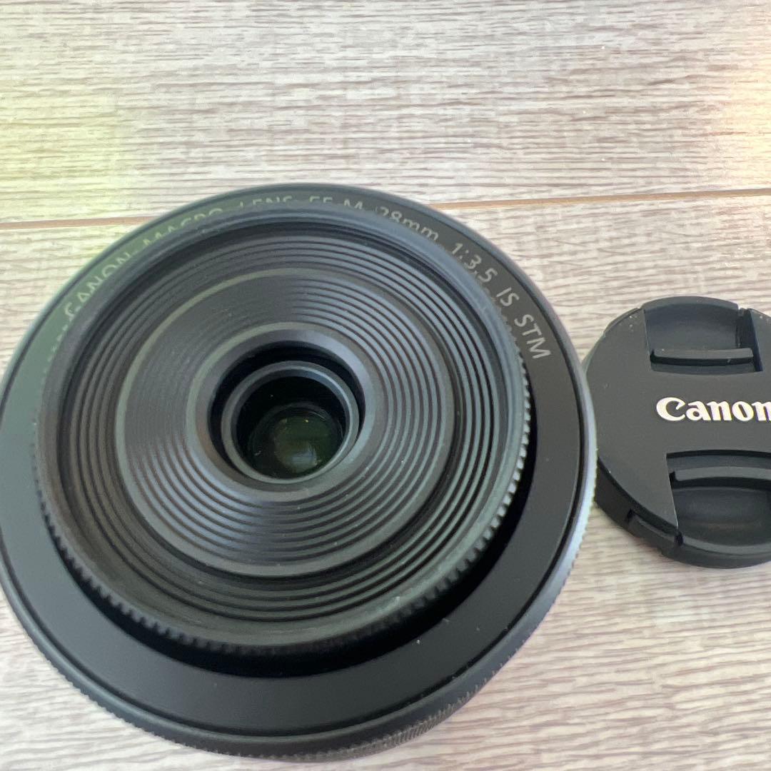 Canon EF-M28mm F3.5 マクロ IS STM