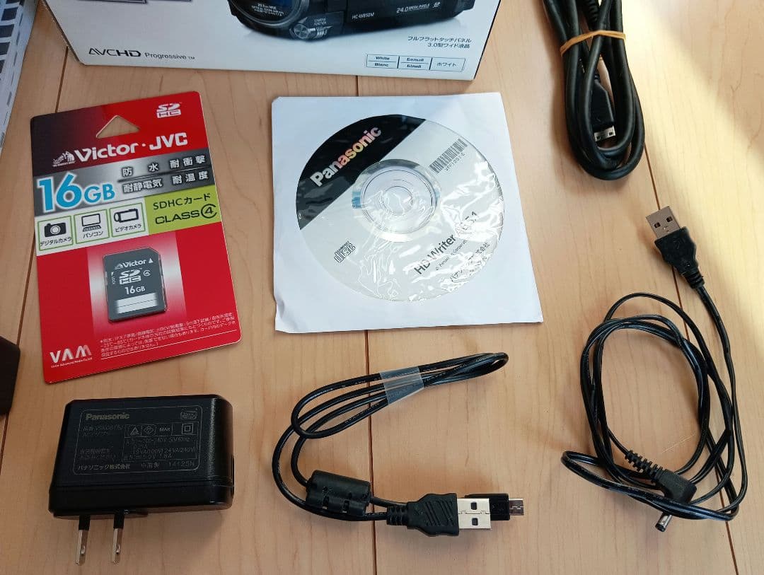 【美品、動作確認済み】高性能ビデオカメラ パナソニック HC-W850M-W