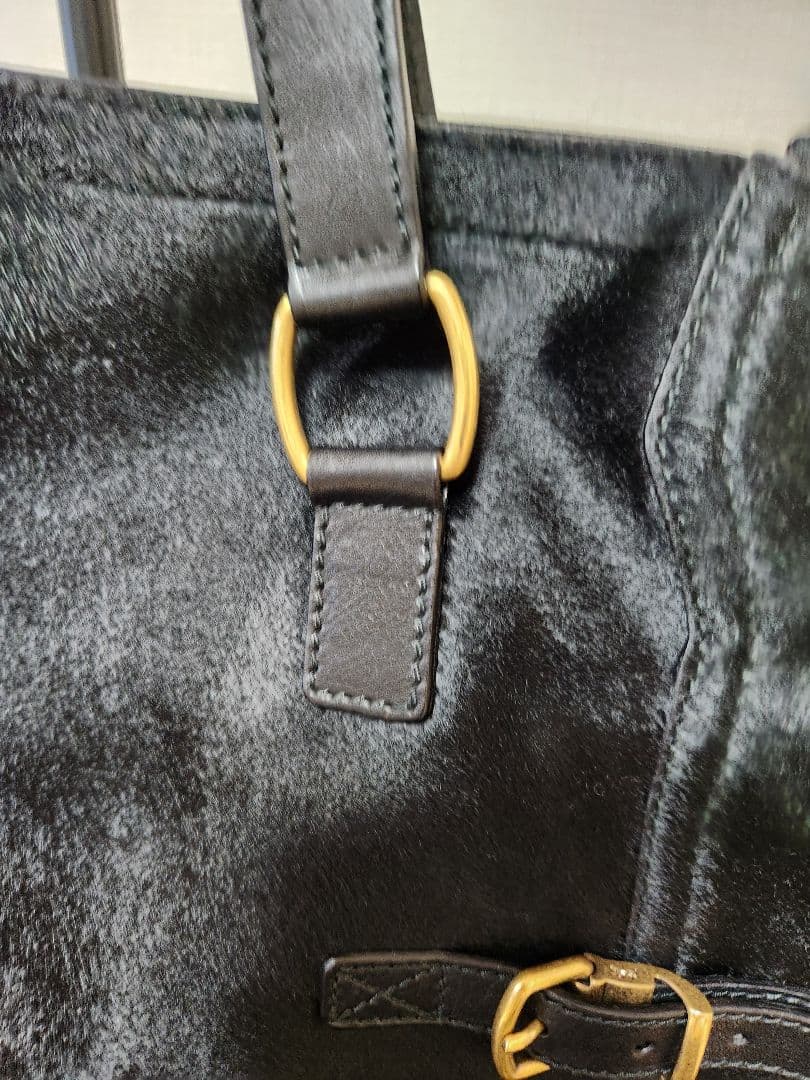 イヴサンローラン　ダウタウン　ラージサイズ　黒 ハラコ トートバッグ