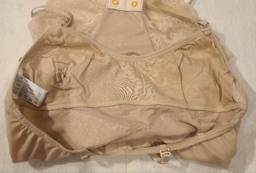 Mサイズ 【ODILIA】スナップ付 バレエ ボディーサポートファンデーション