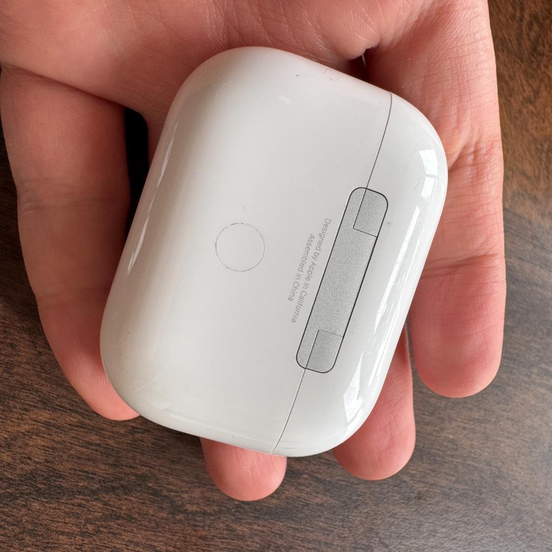 AirPods pro 第2世代 ライトニング 本革レザーケース付き