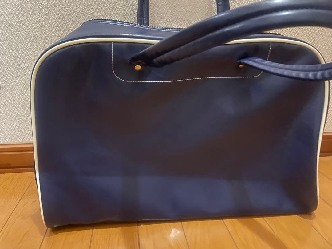 adidas originalsラージボーリングバッグ ブルー