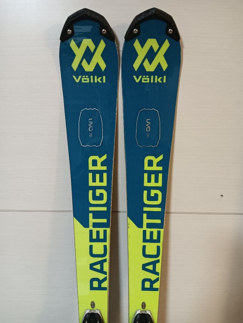 Völkl Racetiger SL 13 スキー