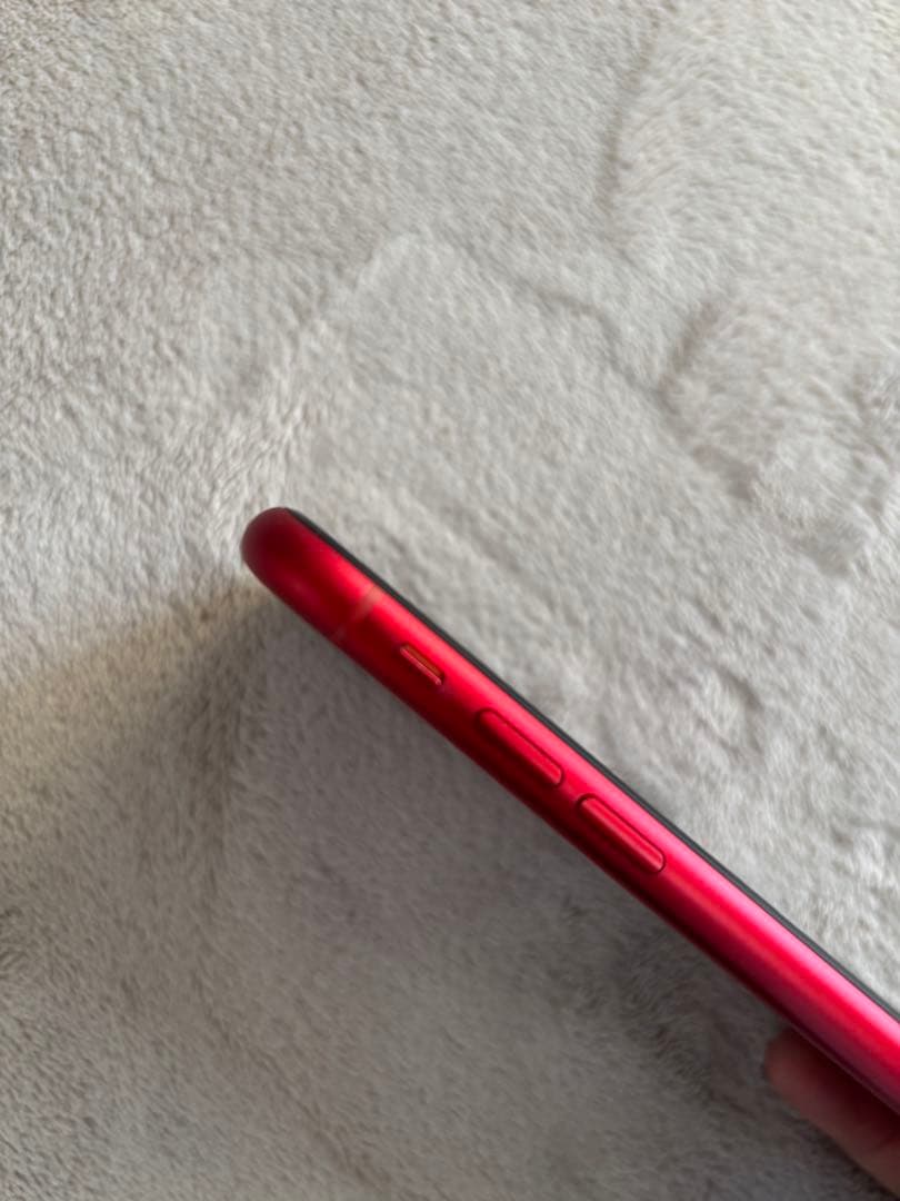 Apple アップル iPhone XR 128GB レッド　SIMロックフリー