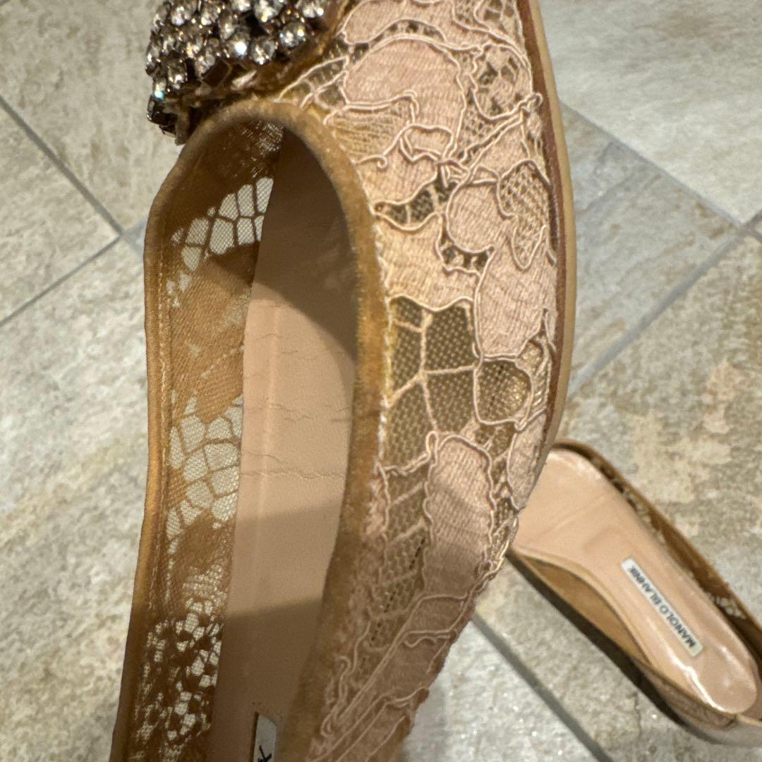 マノロブラニク ハンギシ フラット レース