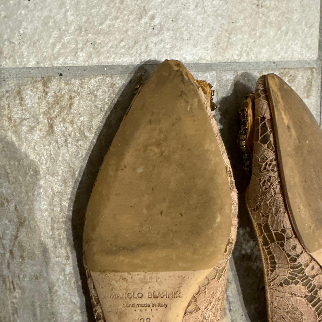 マノロブラニク ハンギシ フラット レース