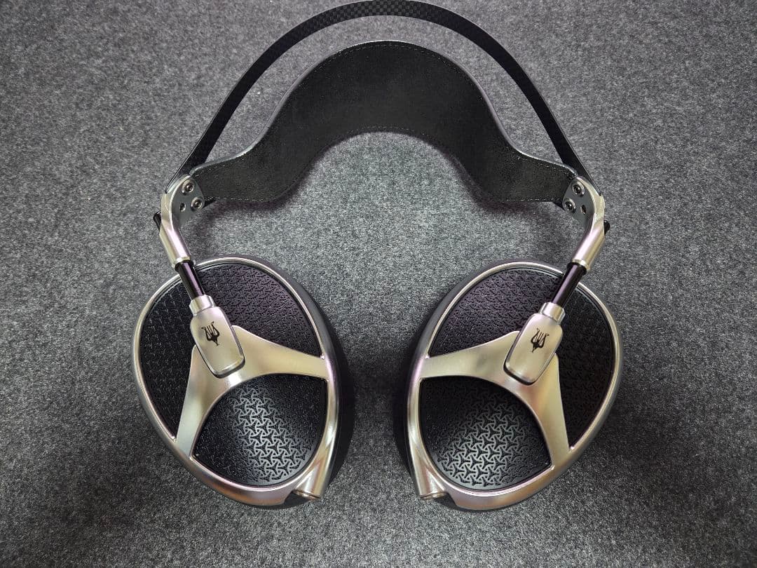 ヘッドホン Meze Audio Elite