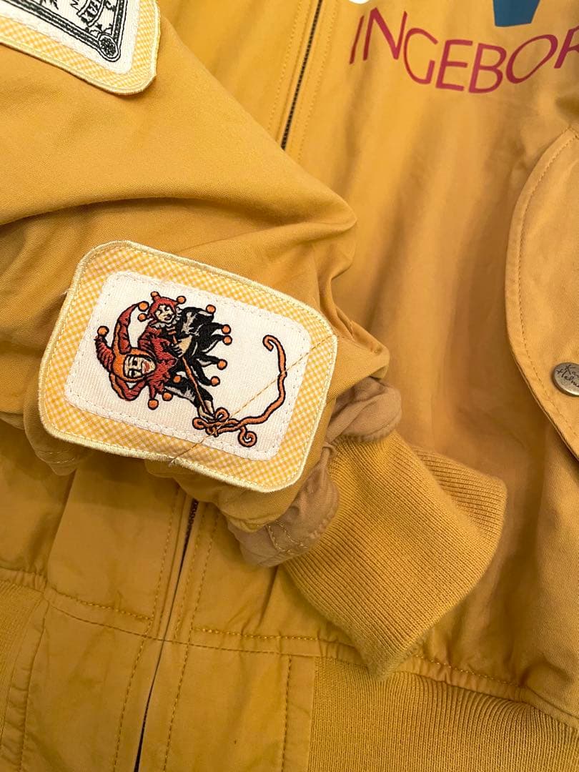 だ*ぎ様 カールヘルム　トランプ　SHOWジャンパー　キイロ　Lサイズ　ブルゾン