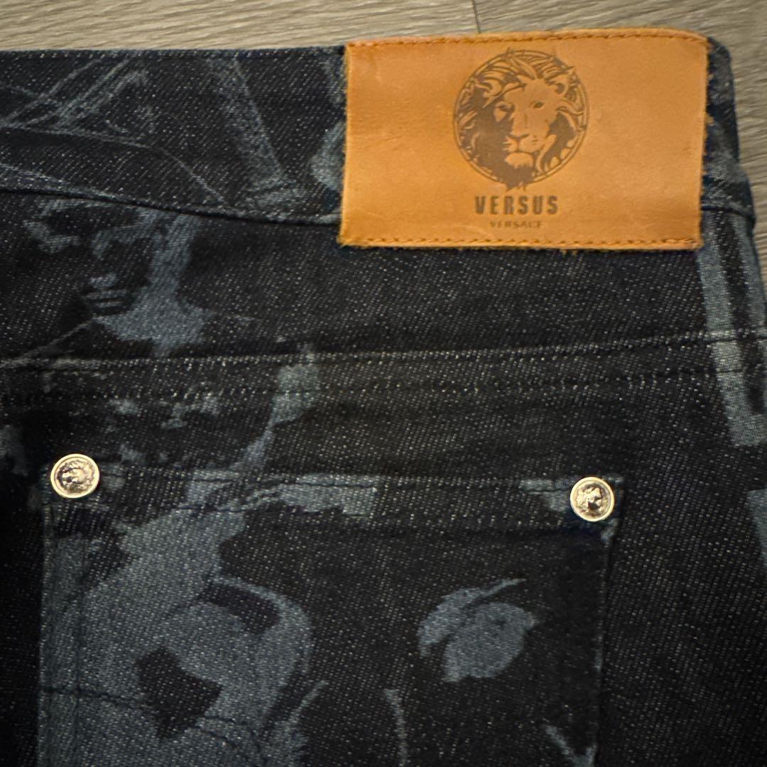 VERSACE グラフィックプリント スキニーデニム　25(Sサイズ)
