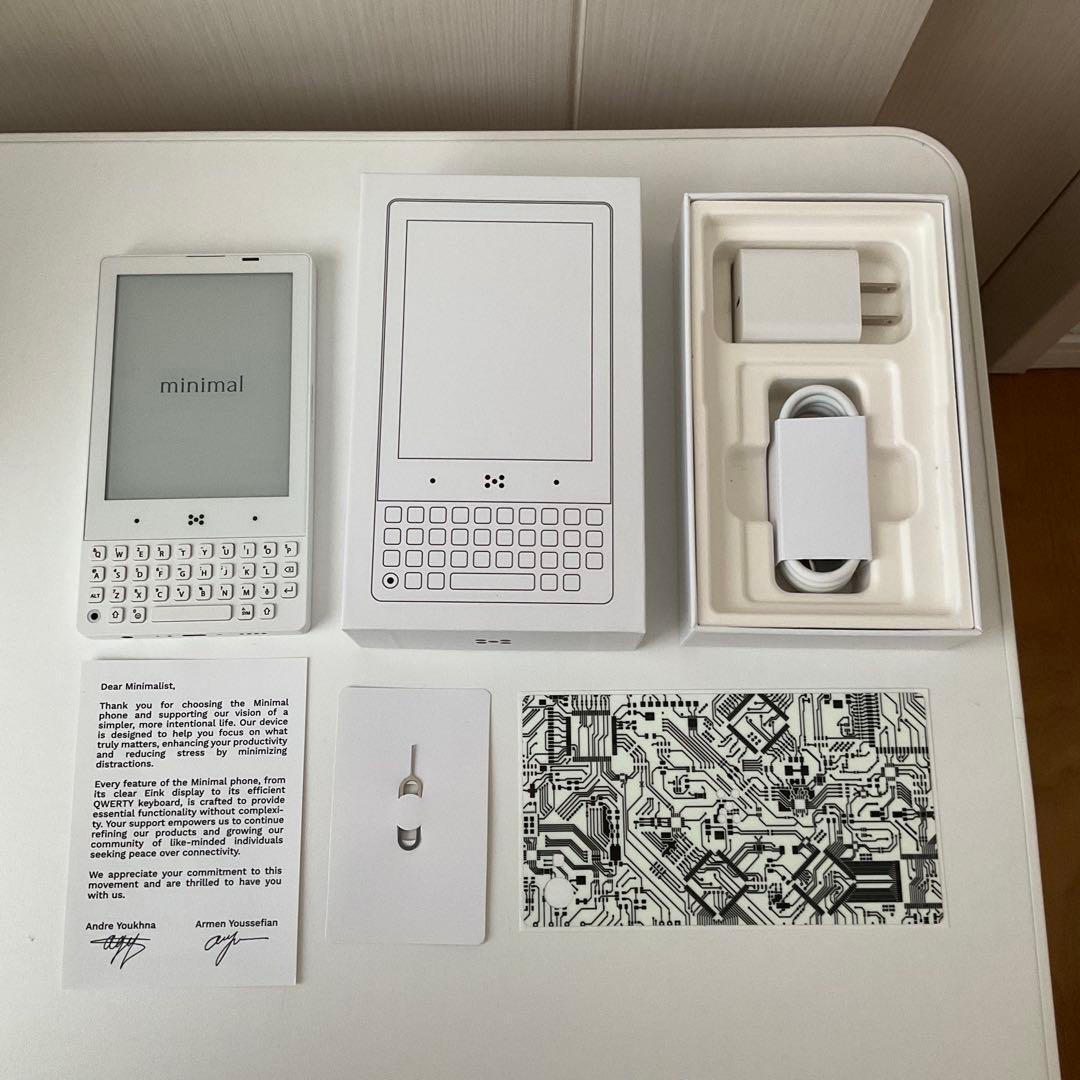 美品　Minimal Phone ホワイト