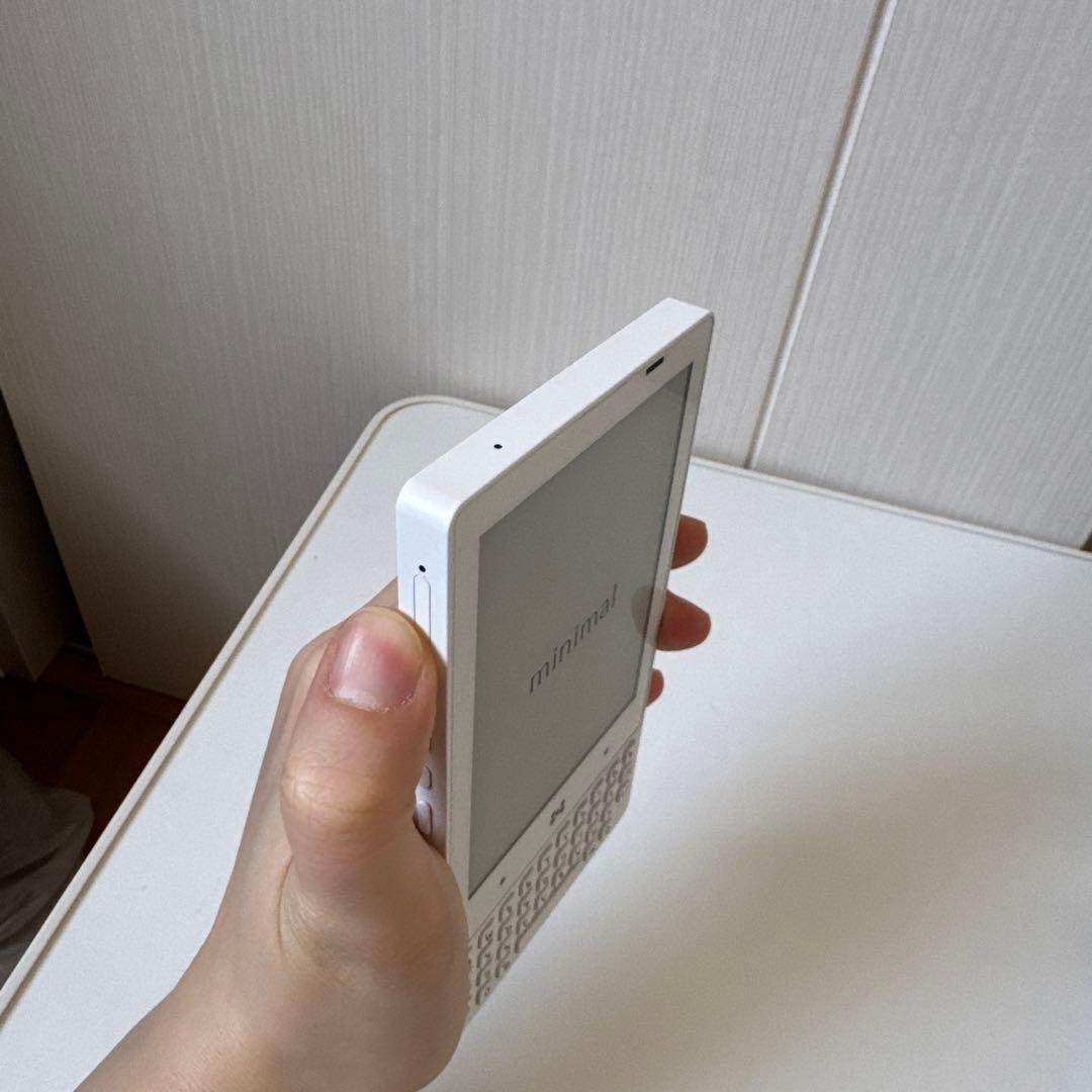 美品　Minimal Phone ホワイト