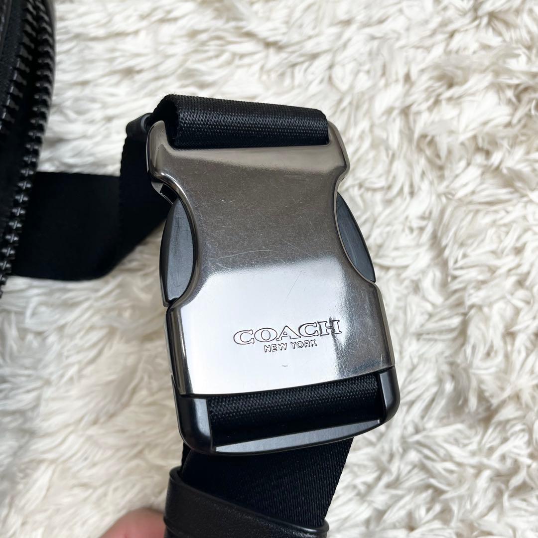 【美品】コーチ　COACH ボディバッグ　スリング　ウエスト　カーフレザー　黒