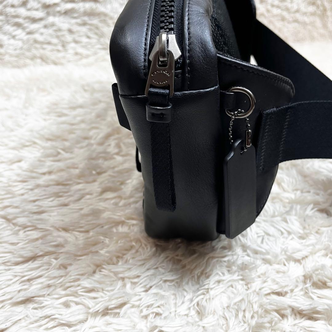 【美品】コーチ　COACH ボディバッグ　スリング　ウエスト　カーフレザー　黒
