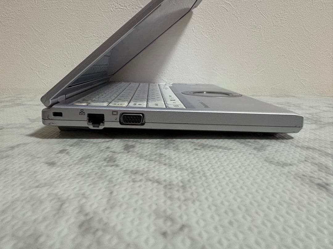 【中古美品】高性能 Panasonic CF-SZ6 i5 SSD Office