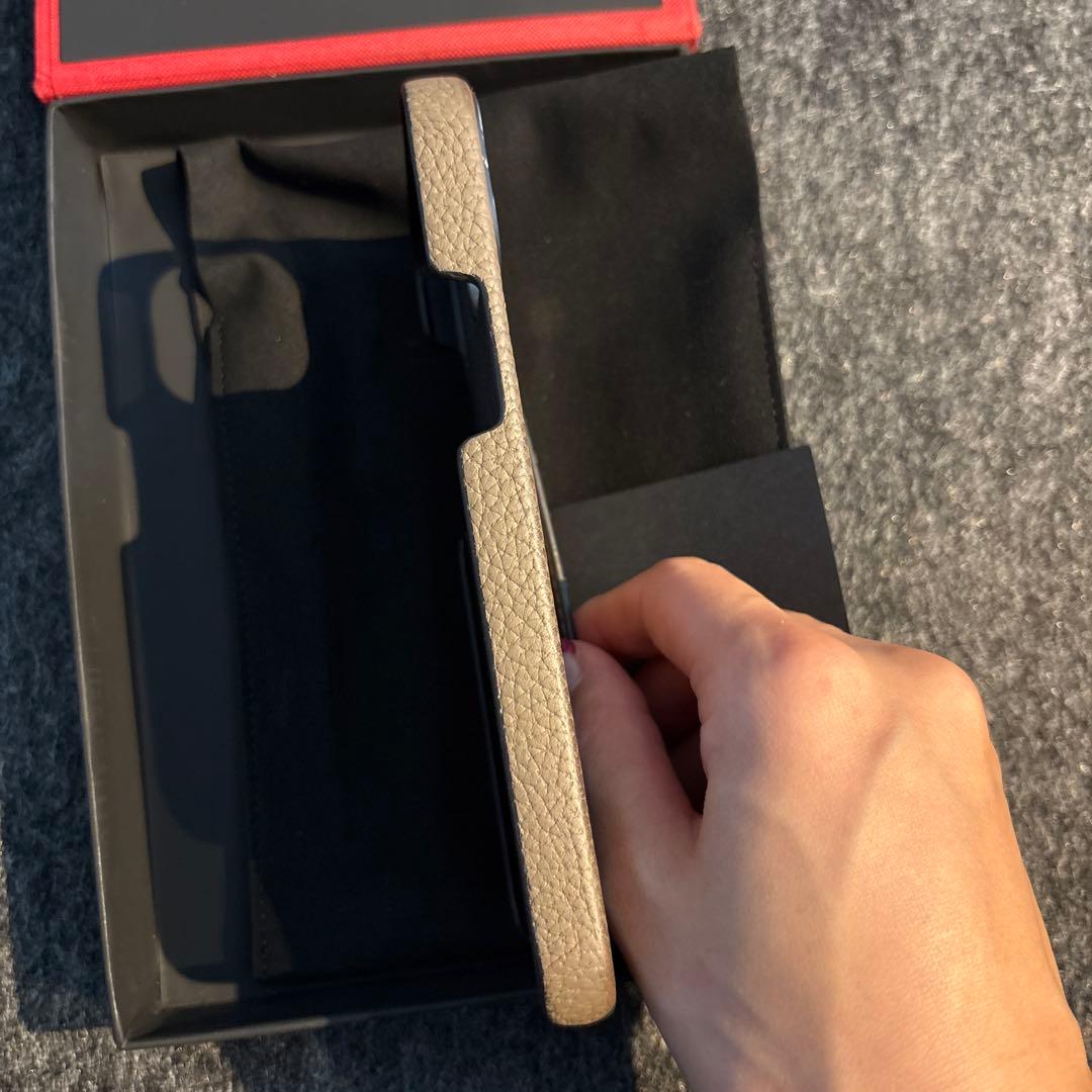 BONAVENTURA ベージュ レザー iPhone15plusケース