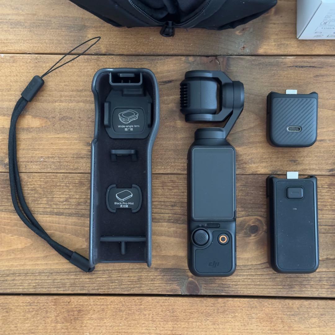 DJI Osmo Pocket 3 クリエイターコンボ(マイクロSDおまけ付き)