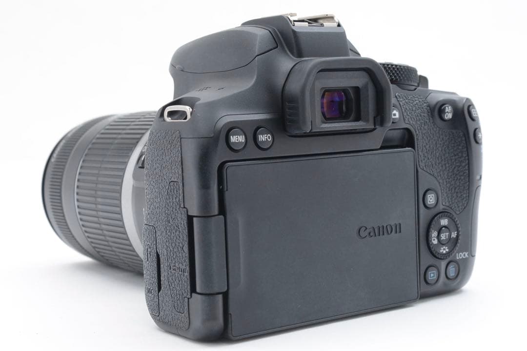 デジタル一眼レフカメラCanon EOS Kiss X10i望遠レンズセット