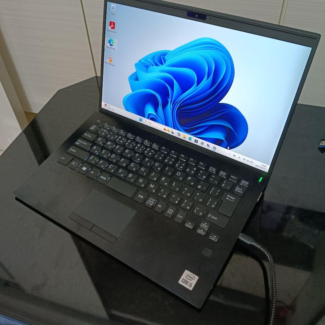 ノートパソコン 本体 VAIO SSD512GB 10世代 i5 office