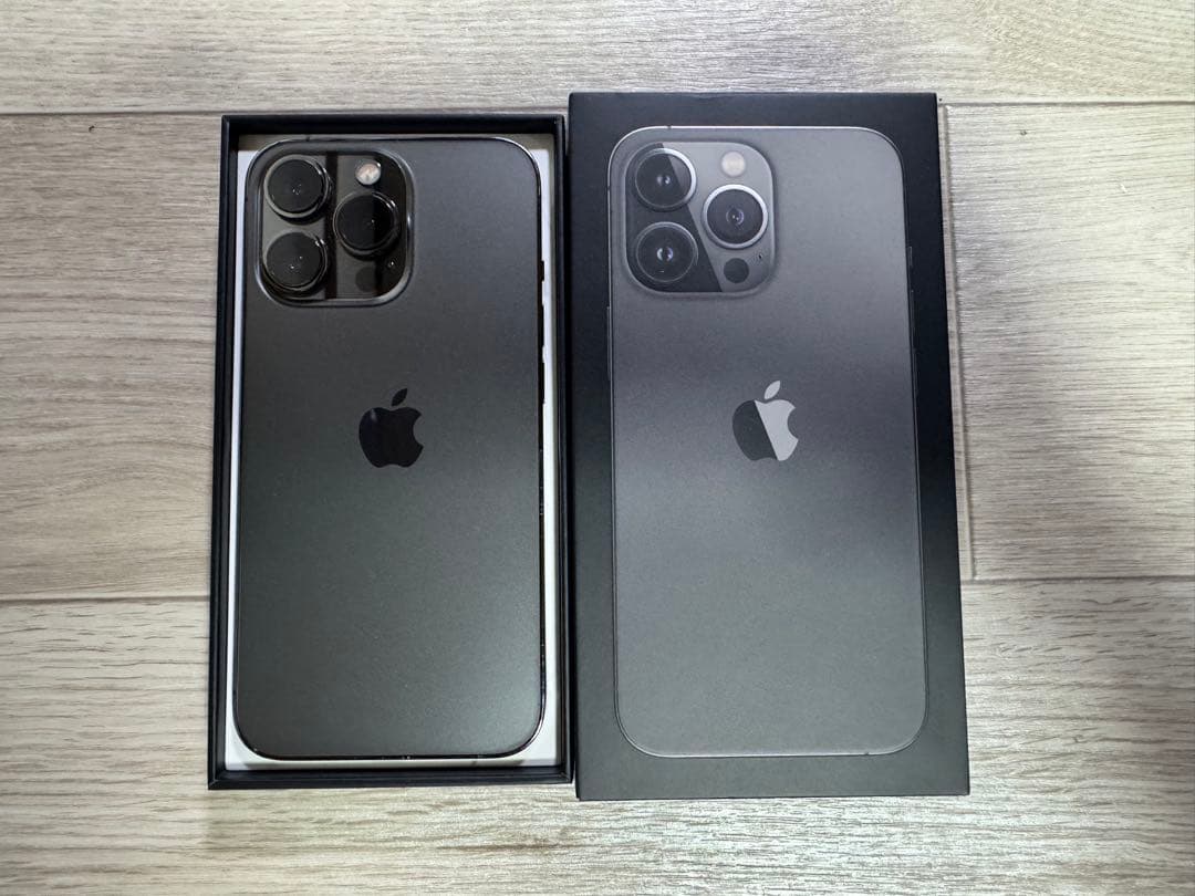 香港版　iPhone 13 Pro 256GB Graphite