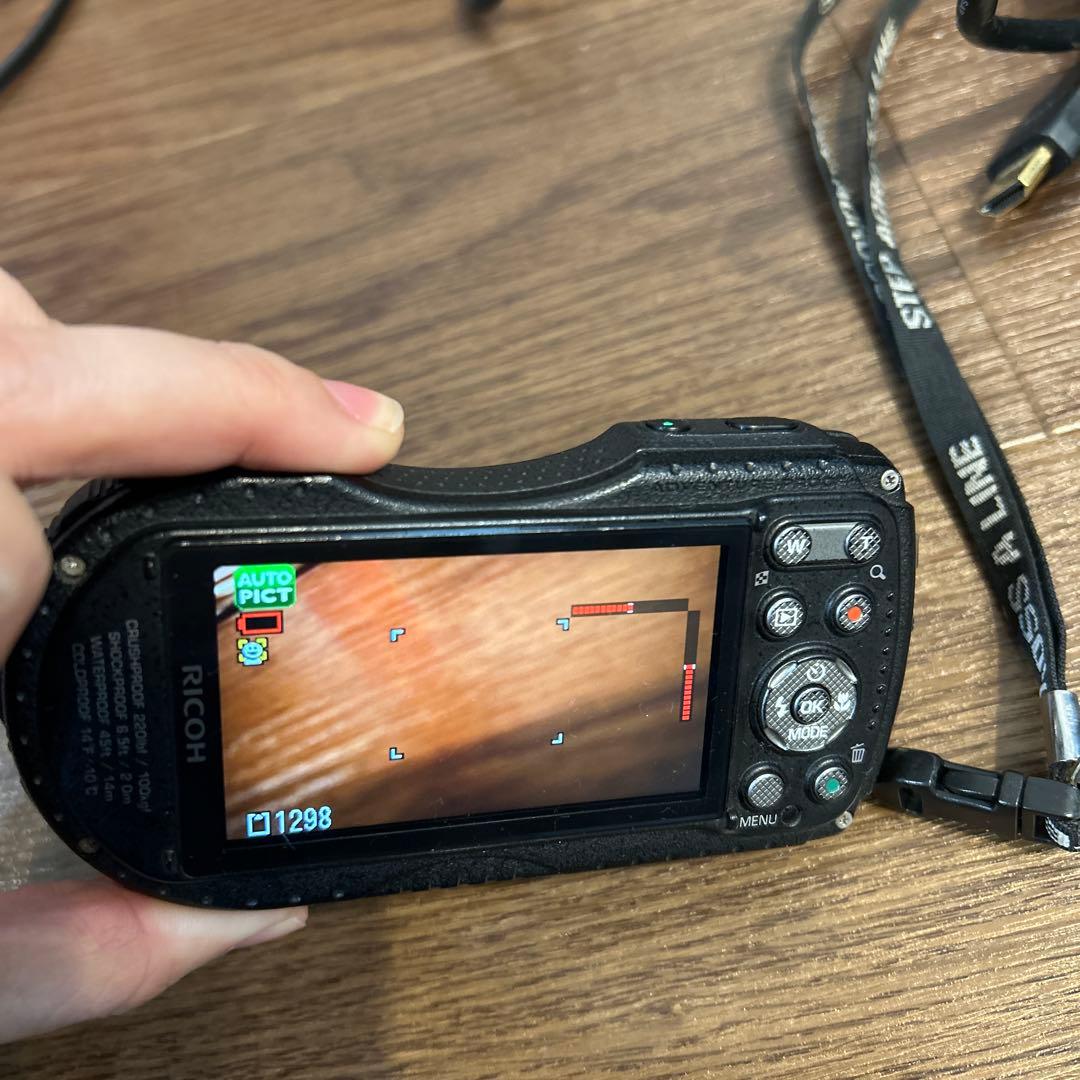 RICOH wg-4リコー防水デジタルカメラ　バッテリー　SDカード 充電器