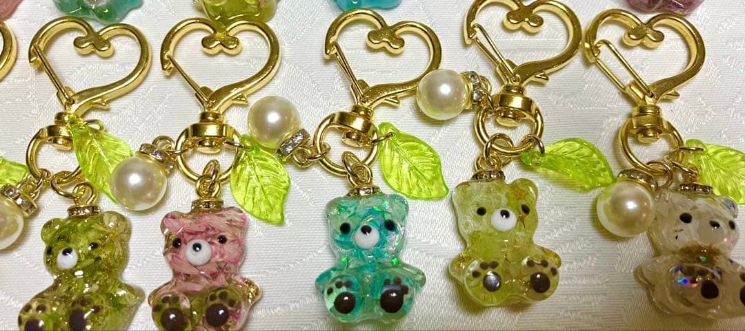 お花のクマちゃんキーホルダー♪