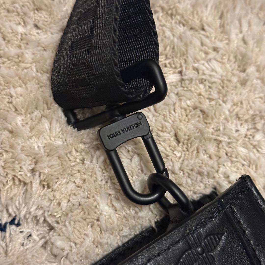 Louis Vuitton ガストン ウェアラブル