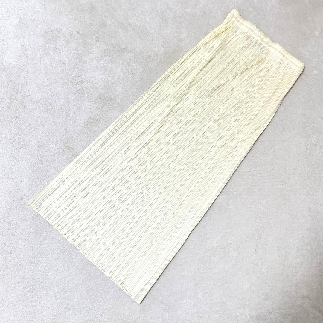 美品✨PLEATS PLEATS プリーツ　マキシ丈　アイボリー　ホワイト