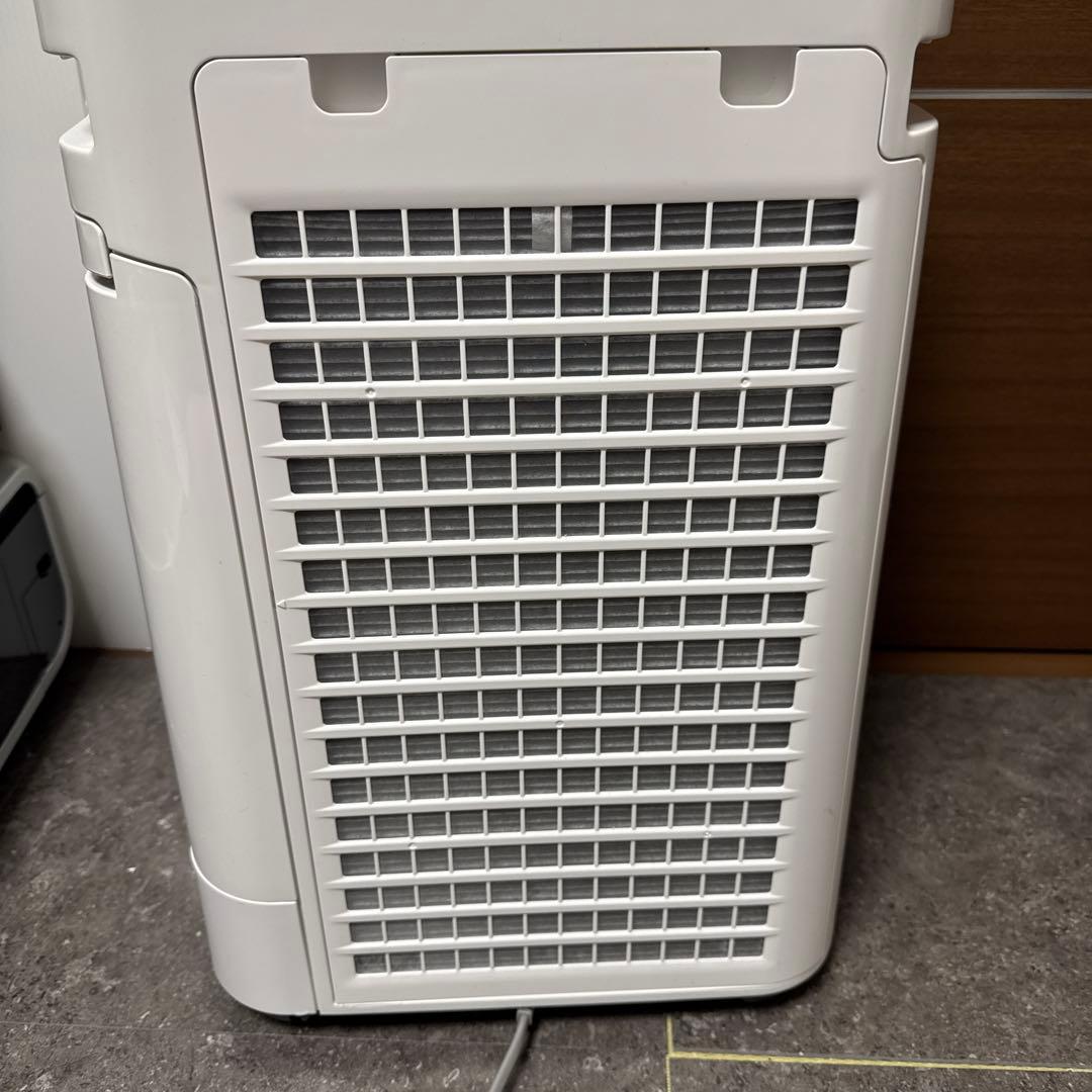 超美品‼️SHARP 加湿空気清浄機 ホワイトkc-40th7-w