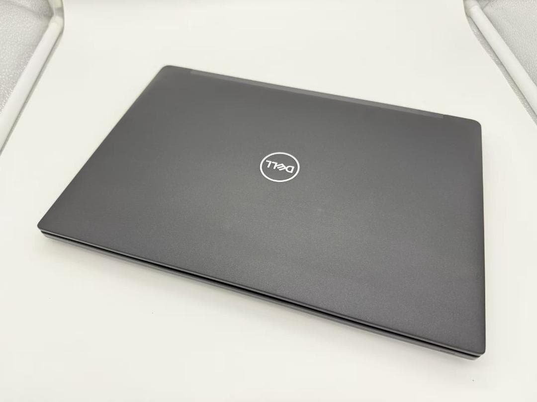未使用品近い Dell 7390 第八世代 i7 16GB Office付き