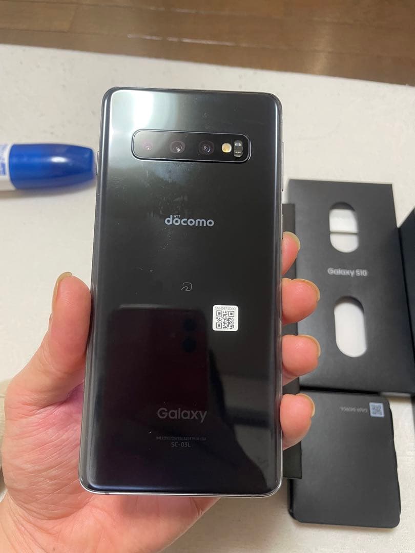 Samsung Galaxy S10 docomo 本体 sim フリー