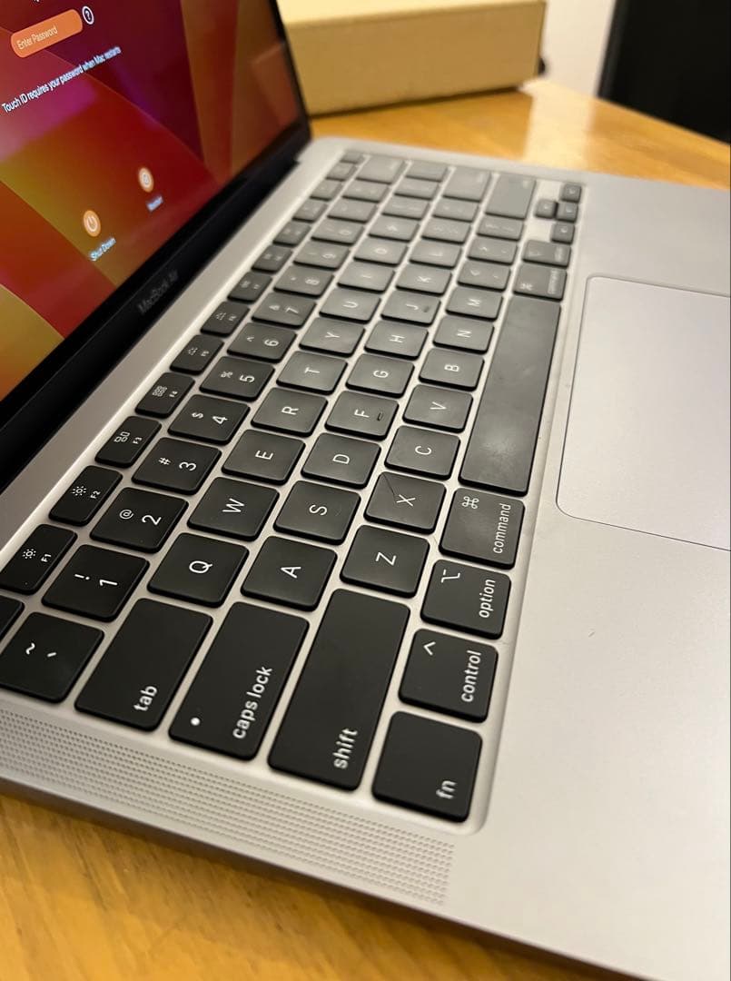 Apple MacBook AIR 2020 13インチ