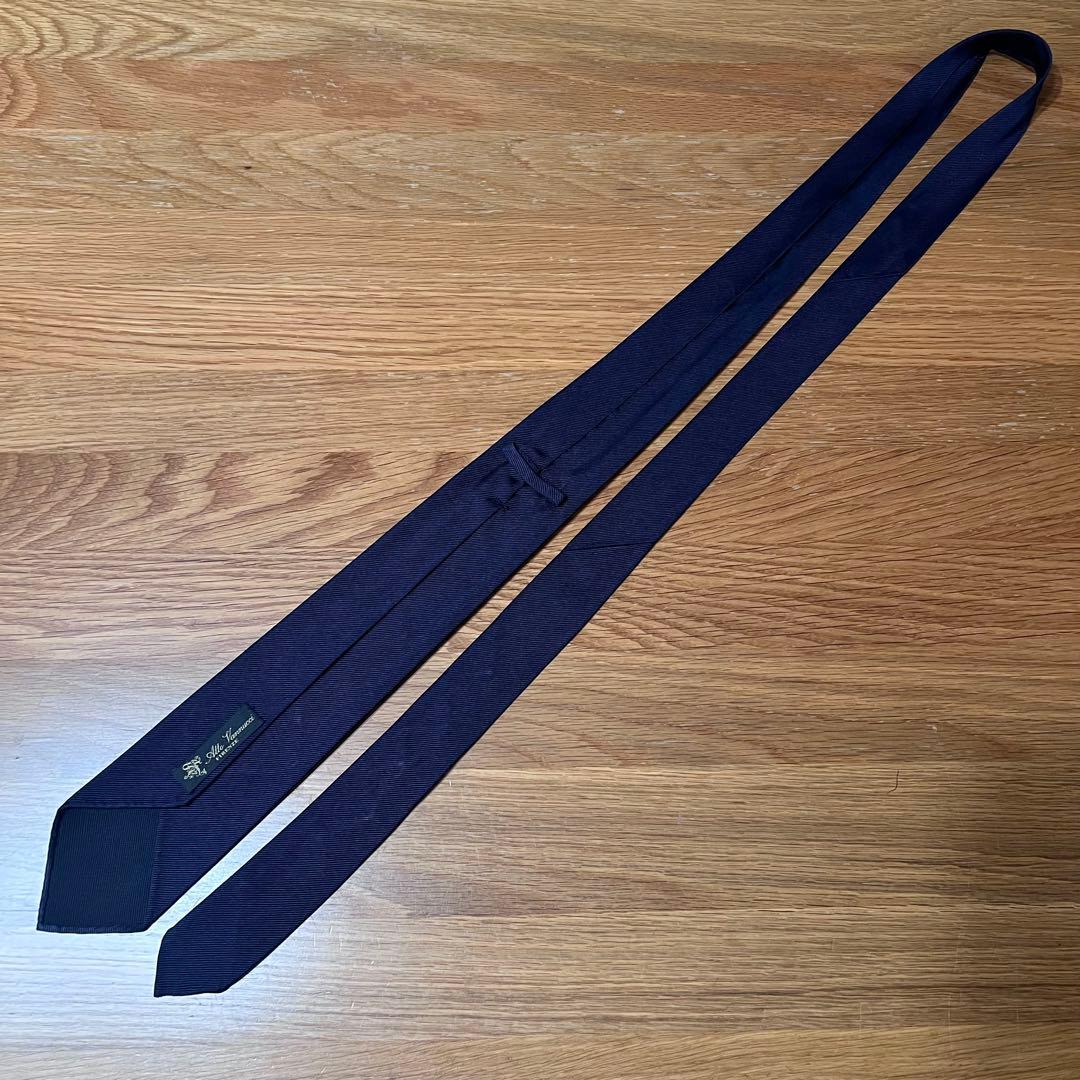 美品 Atto Vannucci アットヴァンヌッチ ネクタイ ネイビー 無地