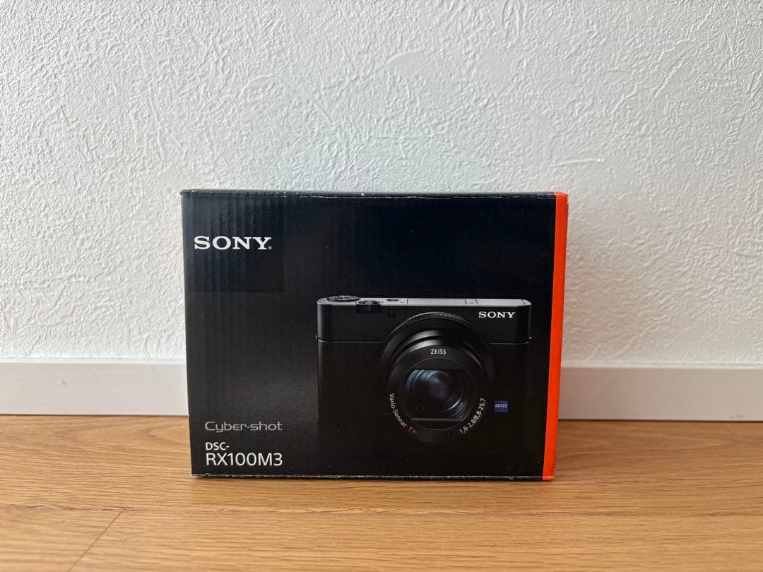 SONY Cyber-shot DSC RX100M3 純正グリップ付き