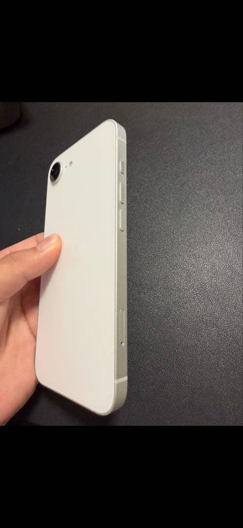 iPhone16e 128GB 本体 ホワイト 超美品