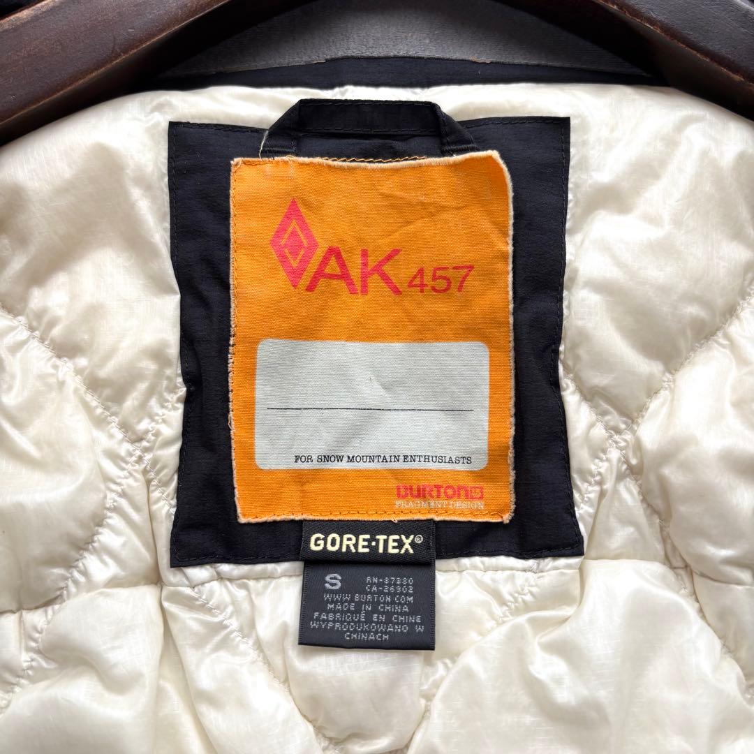 スノーボード BURTON AK457 GORE-TEX DOWN JACKET BLACK
