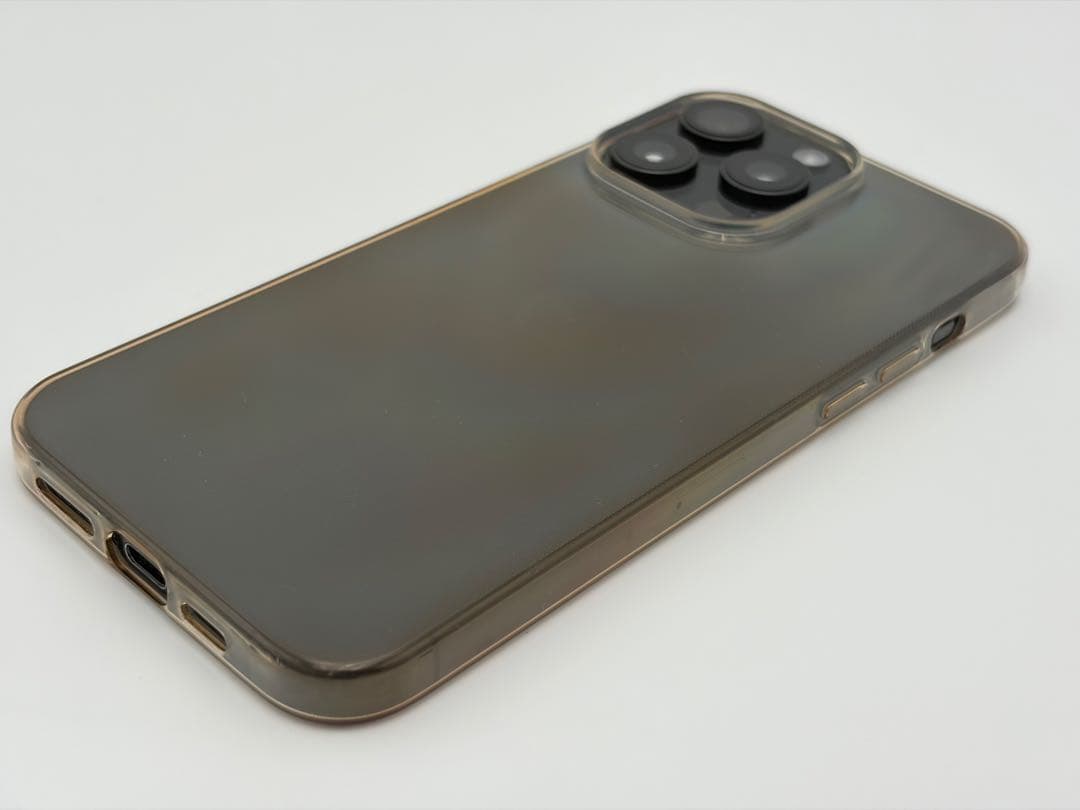 Apple iPhone 15 Pro Max 256GB ブラックチタニウム