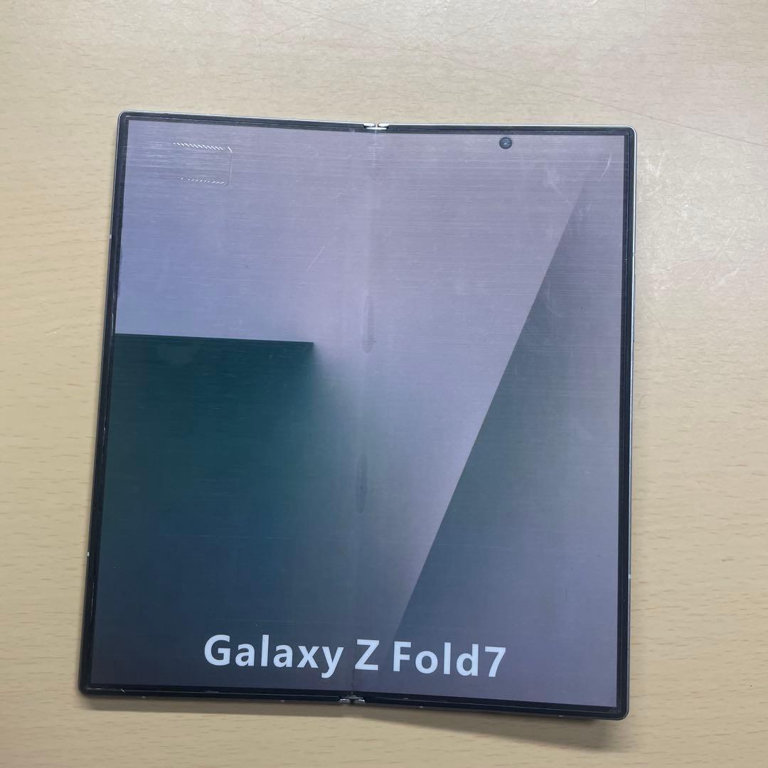Galaxy Z Fold7 シルバーシャドウ　モックアップ　模型