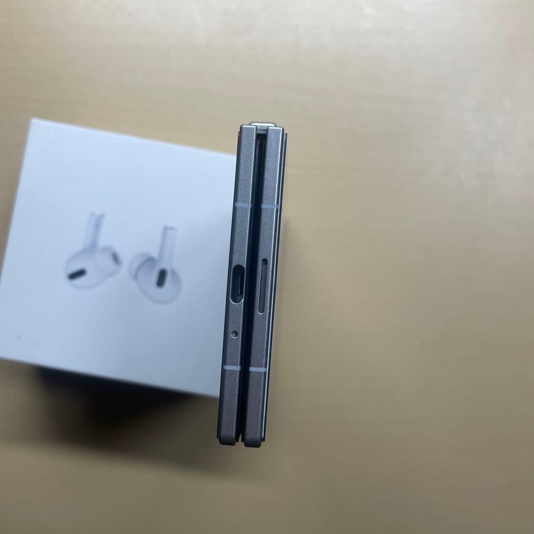 Galaxy Z Fold7 シルバーシャドウ　モックアップ　模型