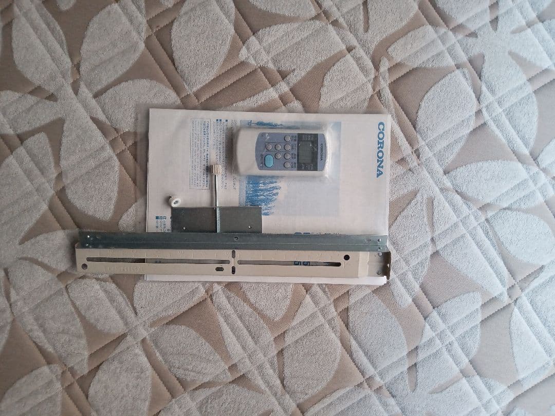 2025年製超美品‼️ CORONA 窓用エアコン CW-1625R