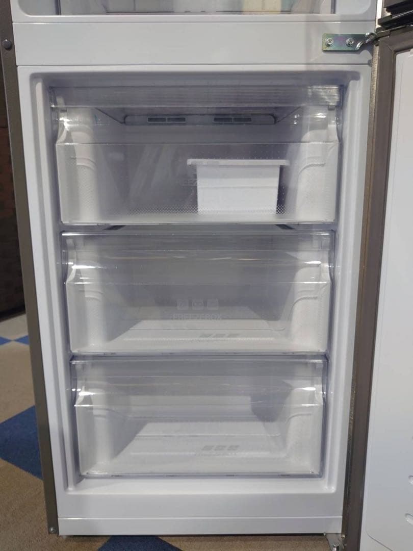 東京都23区送料込◆2023年式 270LHaier冷蔵庫 (TP04576)