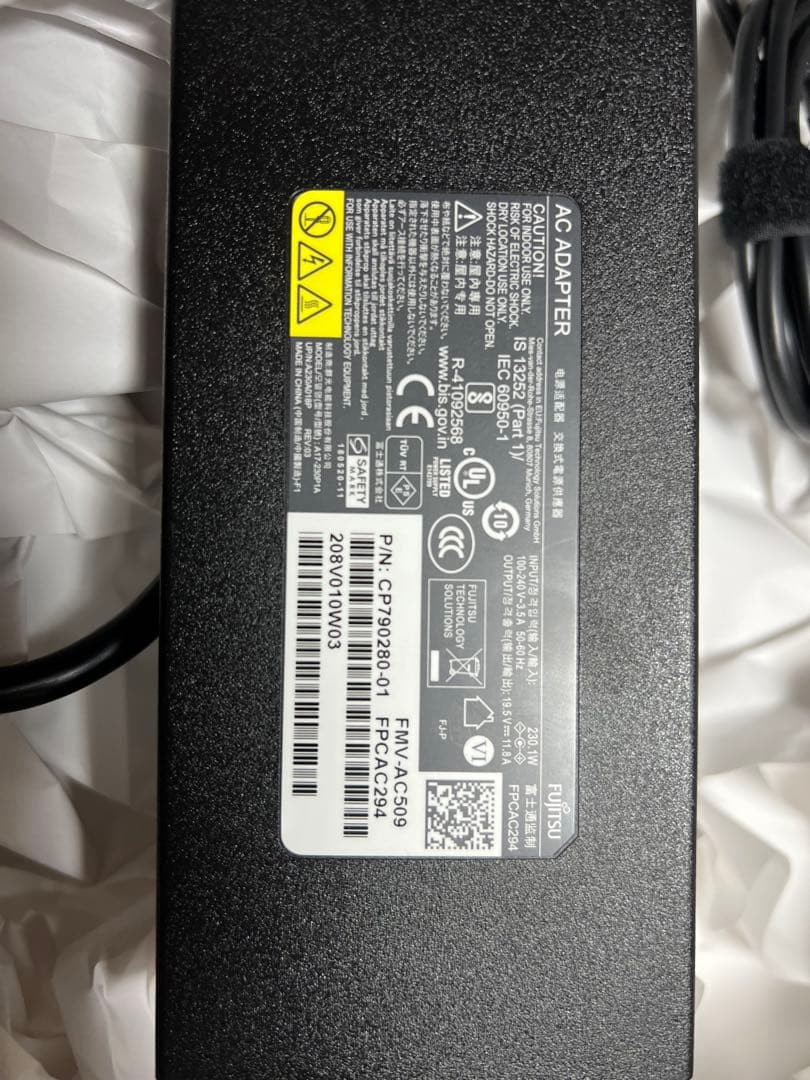 富士通 H780/第8-i7/SSD512TB★16GB★APEX