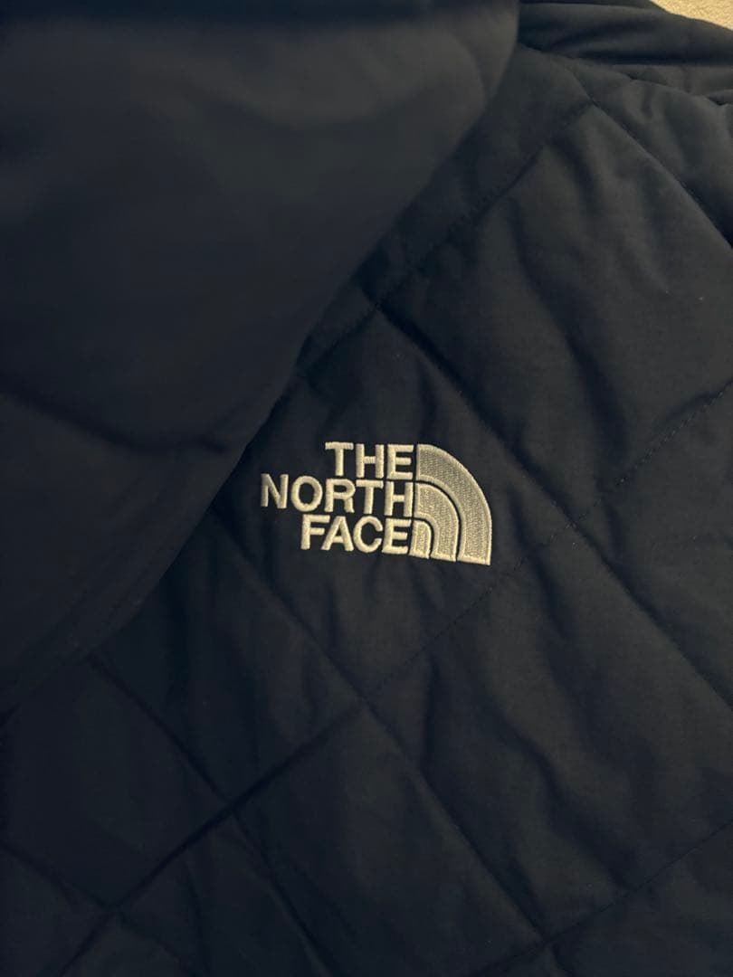 THE NORTH FACE ネイビー フード付き　ヤッキンジャケット
