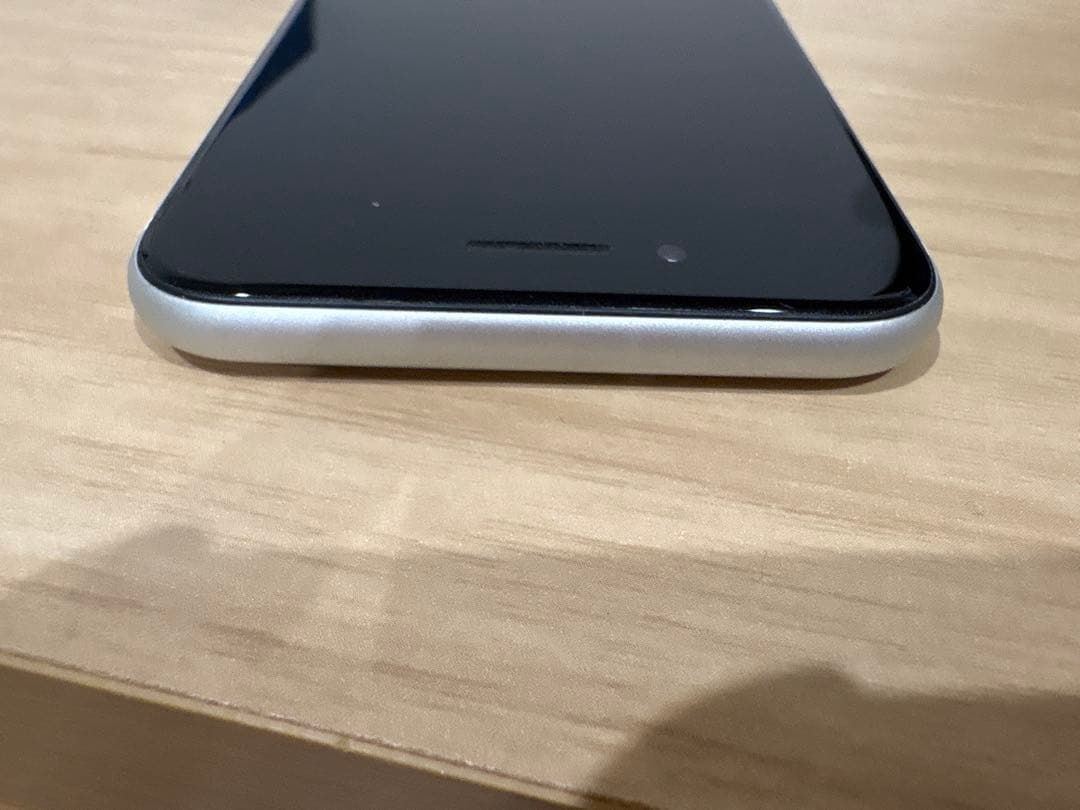 Apple iPhone SE2ホワイト SIMフリー