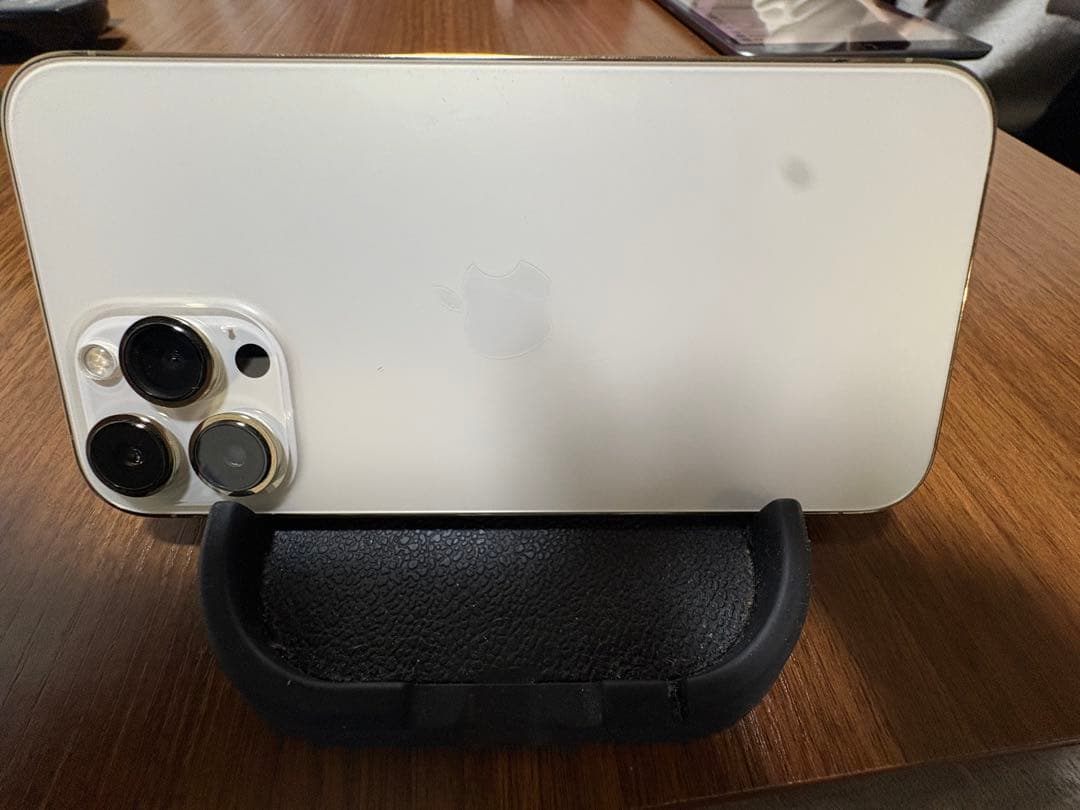 Apple iPhone 13 Promax シルバー 本体