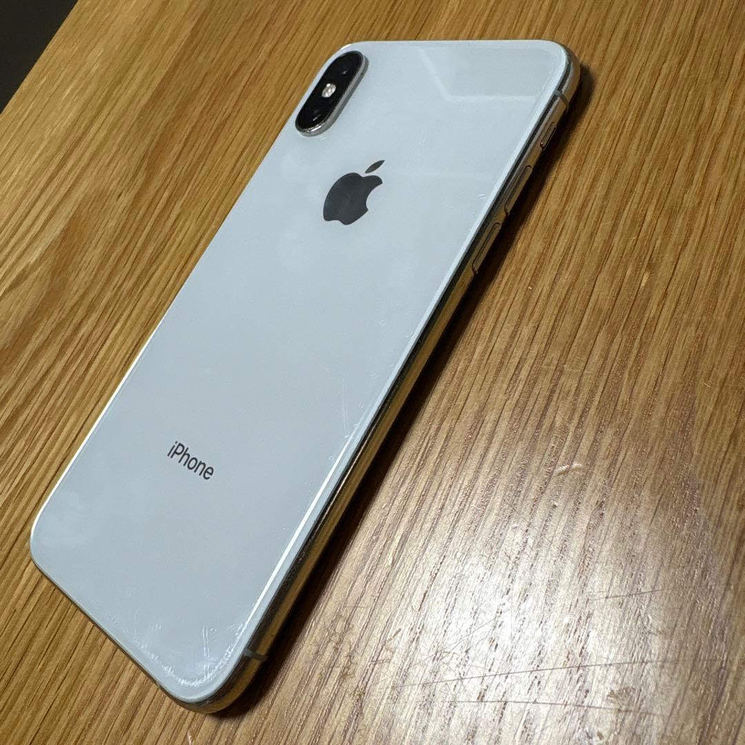 Apple iPhone xs 64GB 本体