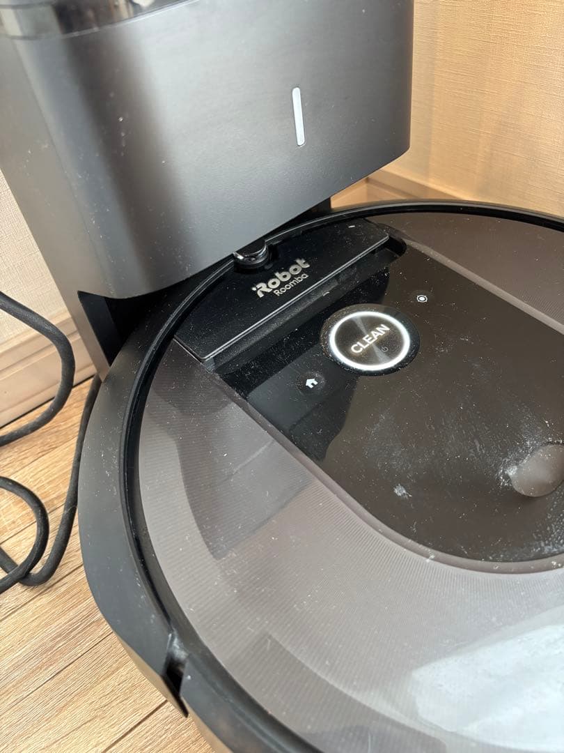 ルンバi7+ アイロボット (iRobot) ロボット掃除機 i755060