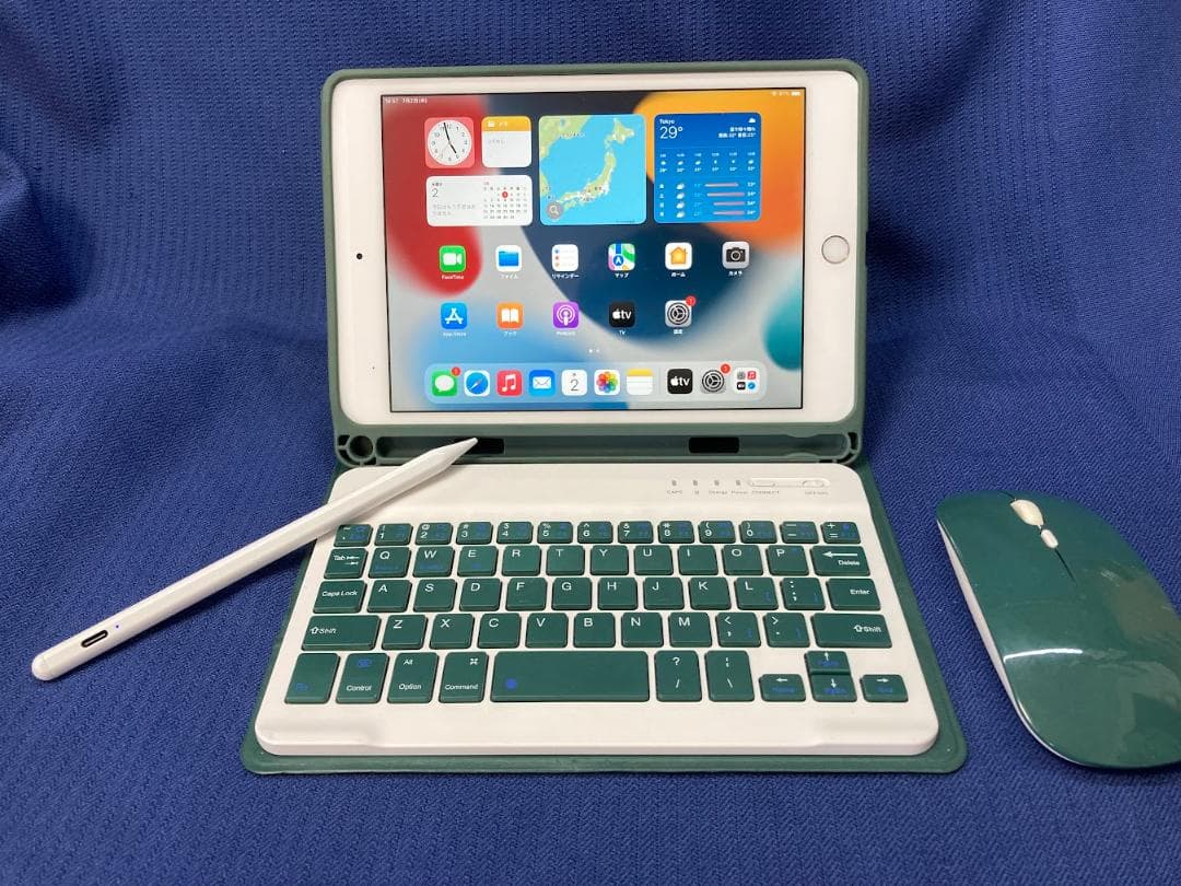 iPad本体 iPad mini 4 + Apple Pencil + Keybord